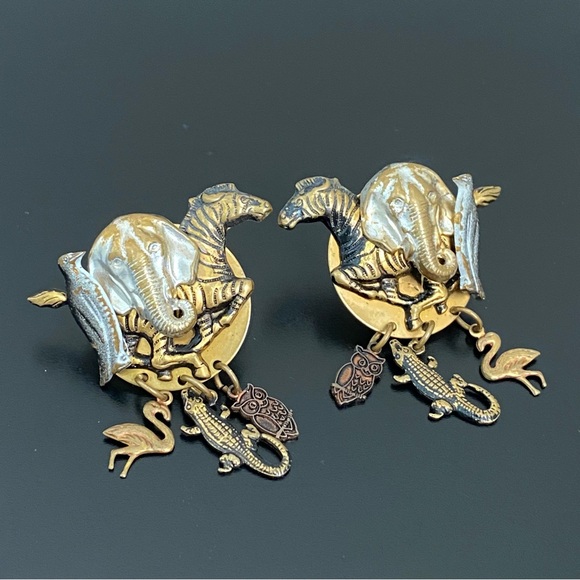 Unique Vintage Handmade Gold-tone Noah’s Ark Theme Animals Post Earrings 17g - Picture 7 of 14